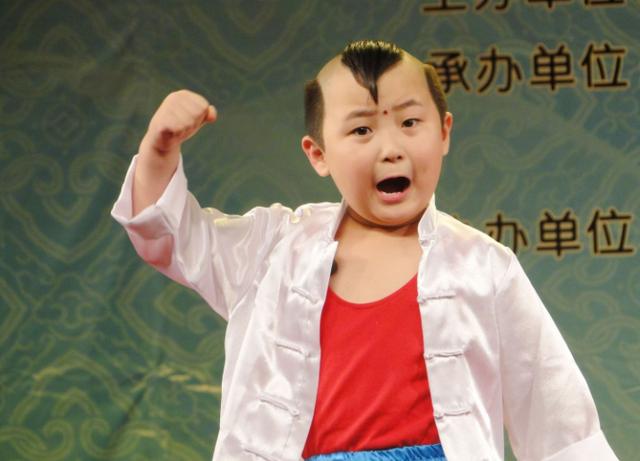 李瑞从小到大变化,李瑞成长史