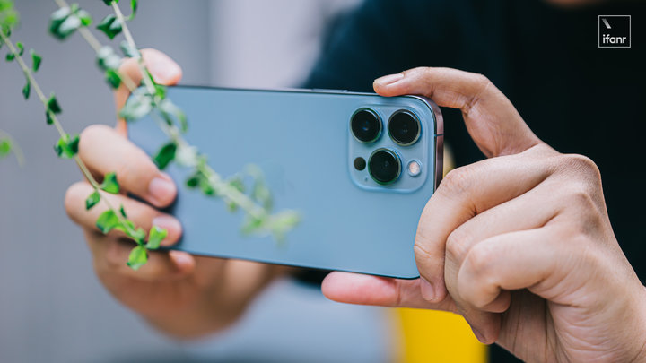 iphone13promax和华为mate40pro,iphone13promaxa15