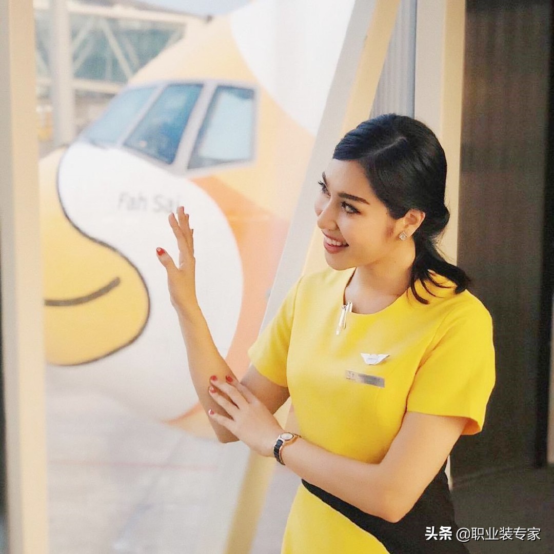 娉板浗鑸┖绌哄鍒舵湇娆惧紡,鏄ュ鑸┖鍒舵湇