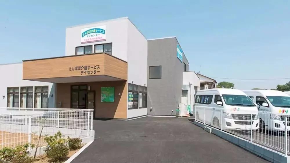 日本养老院人性化,为何日本老人卖房也要住养老院