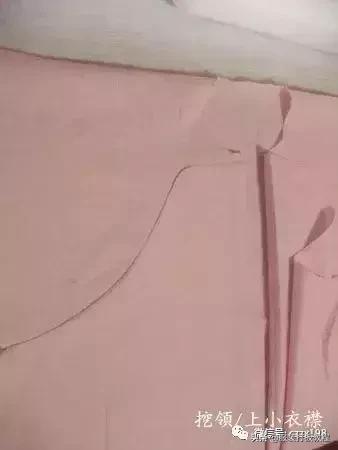 偏襟改良长袖旗袍裙的裁剪方法,两岁宝宝偏襟棉袄裁剪与制作视频