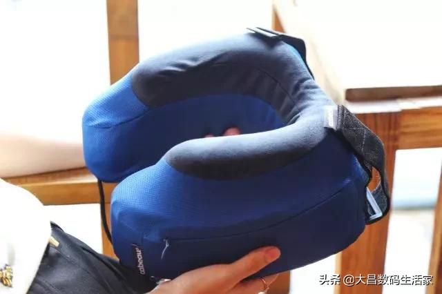 回程路远，有个护颈枕就好