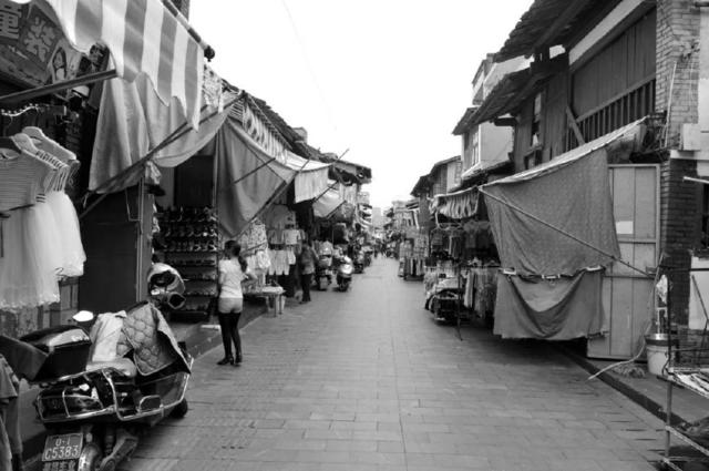 给阿迪耐克代工的鞋厂自有品牌,耐克阿迪的代工厂还造什么鞋子