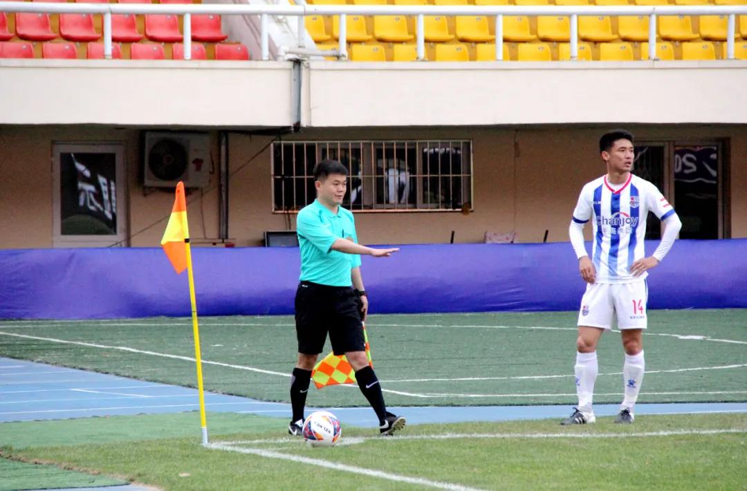 大力支持中国足协工作，长春市足协开展裁判公益培训活动