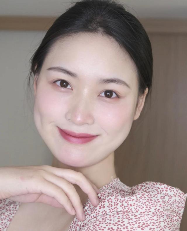 脸小五官大变美思路,短脸怎么变美