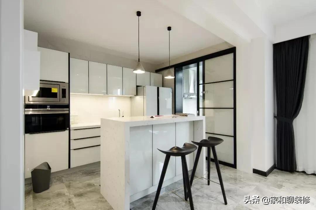 在家里弄个吧台实用么,家里吧台坐着舒服吗