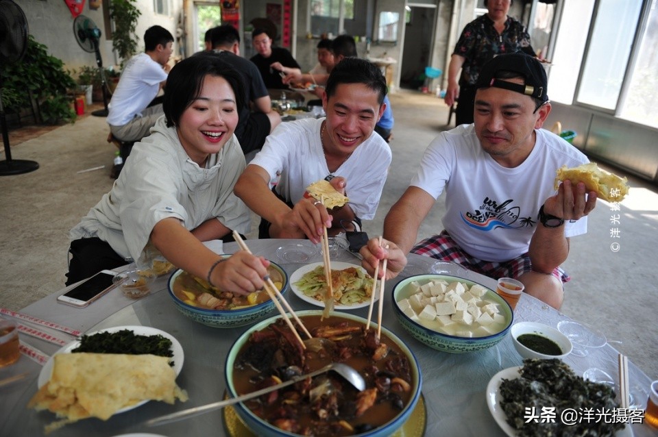 打卡在4000米高空,风靡世界的高空跳伞,悄然改变国人的度假方式