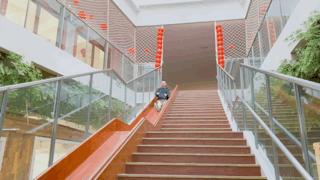 不好好上课，带着孩子到处跑，汇爱德幼稚园为何被央视导演相中？