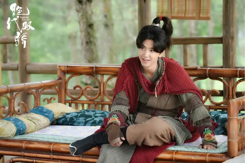 《绝代双骄》五个版本PK，谁才是你心中的小鱼儿花无缺