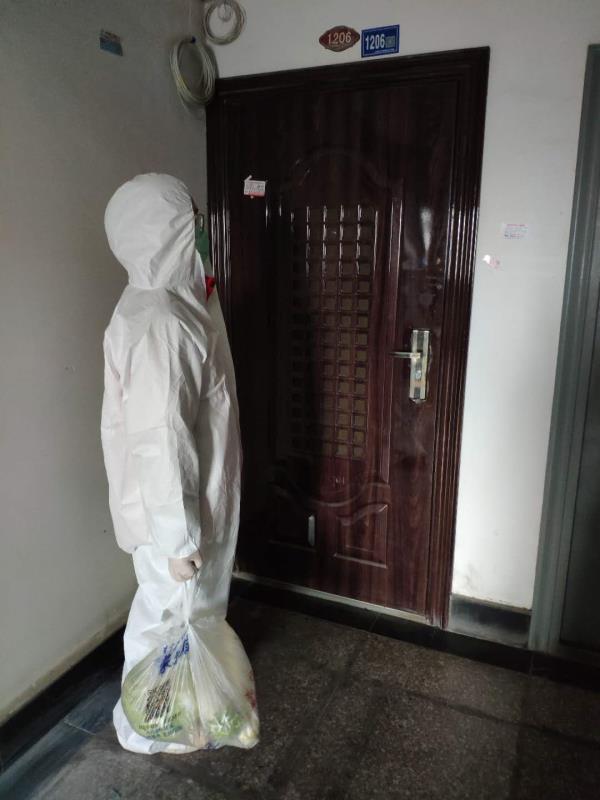 七成职工去社区做兼职五种身份保居民平安