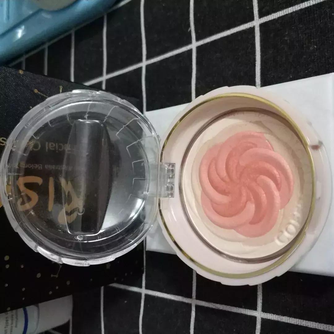 适合孕妇用的平价彩妆推荐,这些平价护肤单品千万别碰