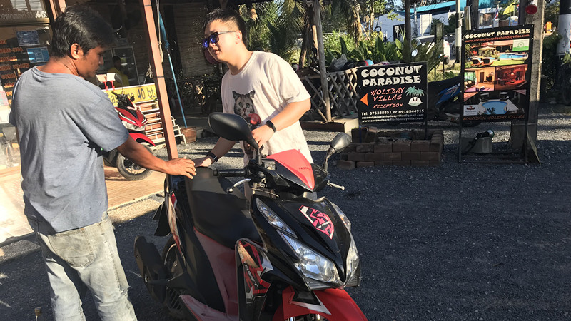 泰国风骏皮卡低趴改装,泰国丰田皮卡改装低趴