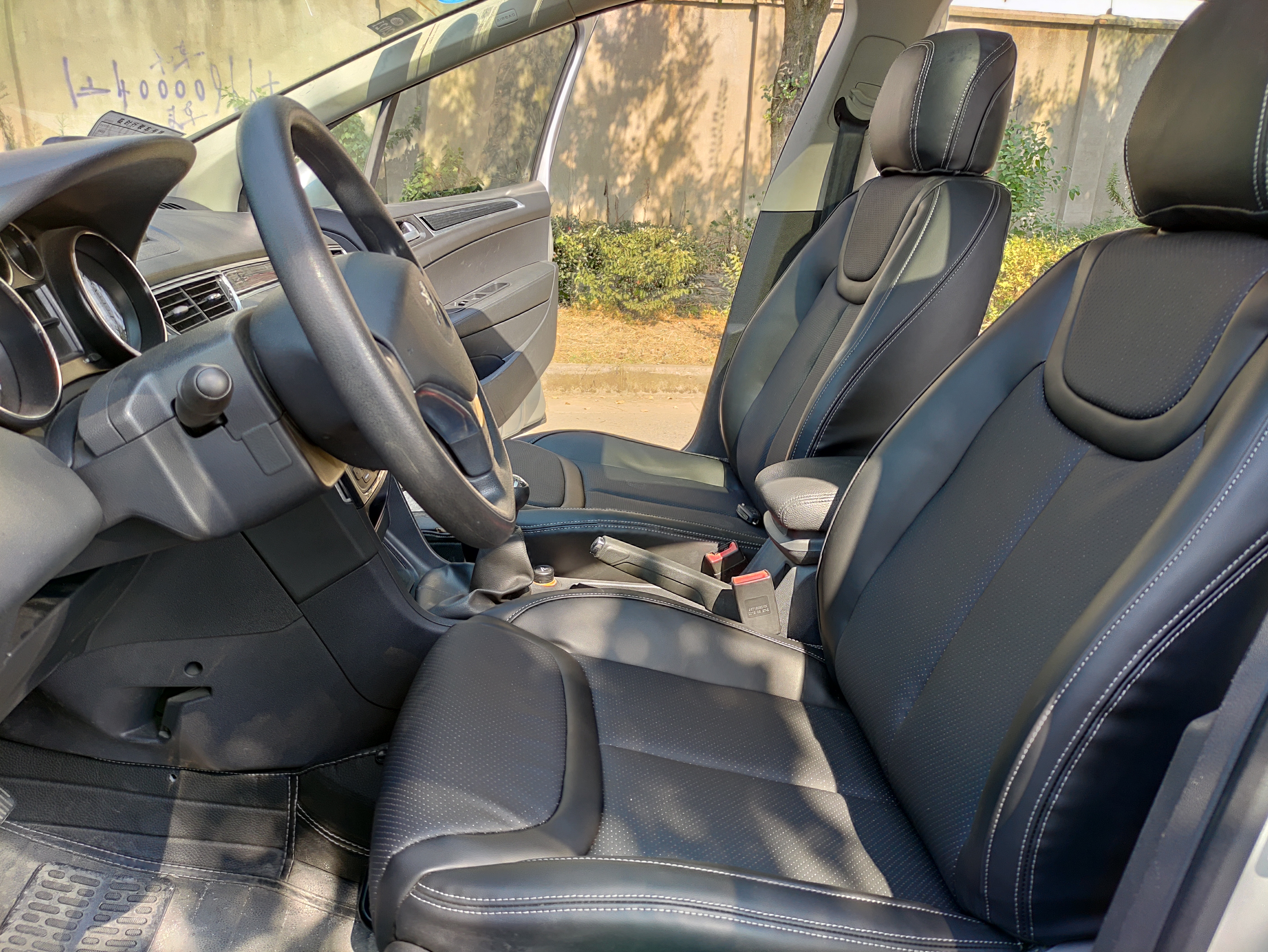 标致308跑了15万公里值得买吗,2万多能买到标致308吗