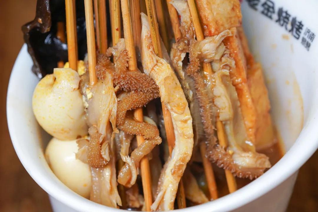 济南老金烧烤和老胖烧烤哪个好,带你来美食街逛逛