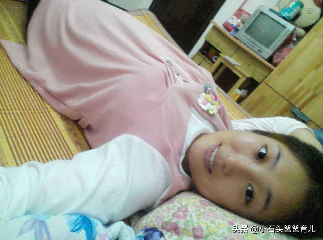 孕4月宝妈腹部有下坠感，如果没有其他症状，就不用太过担心