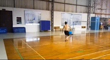 怎样练习单打步法,才能在实战中运用自如呢?