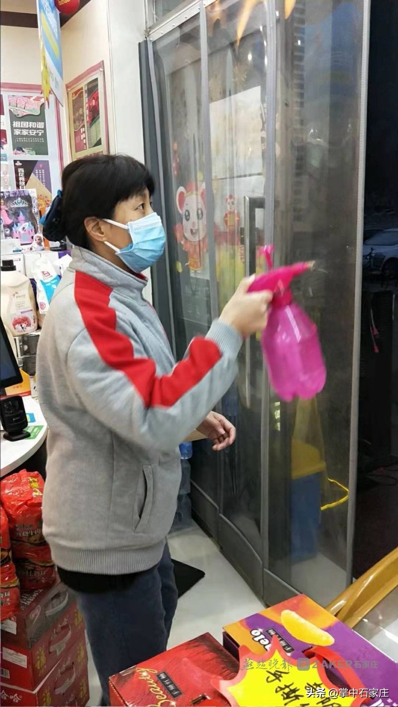 最坚韧女店长多静：坚守便利店保障民生供给