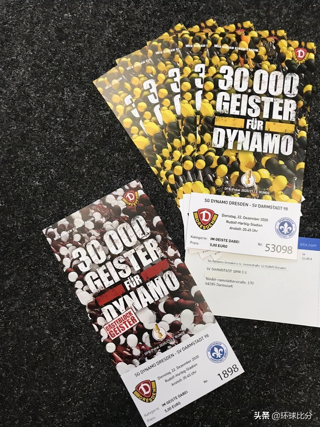 不得不动容！为帮助球队度过难关，德丙球迷购买7万多张空场球票