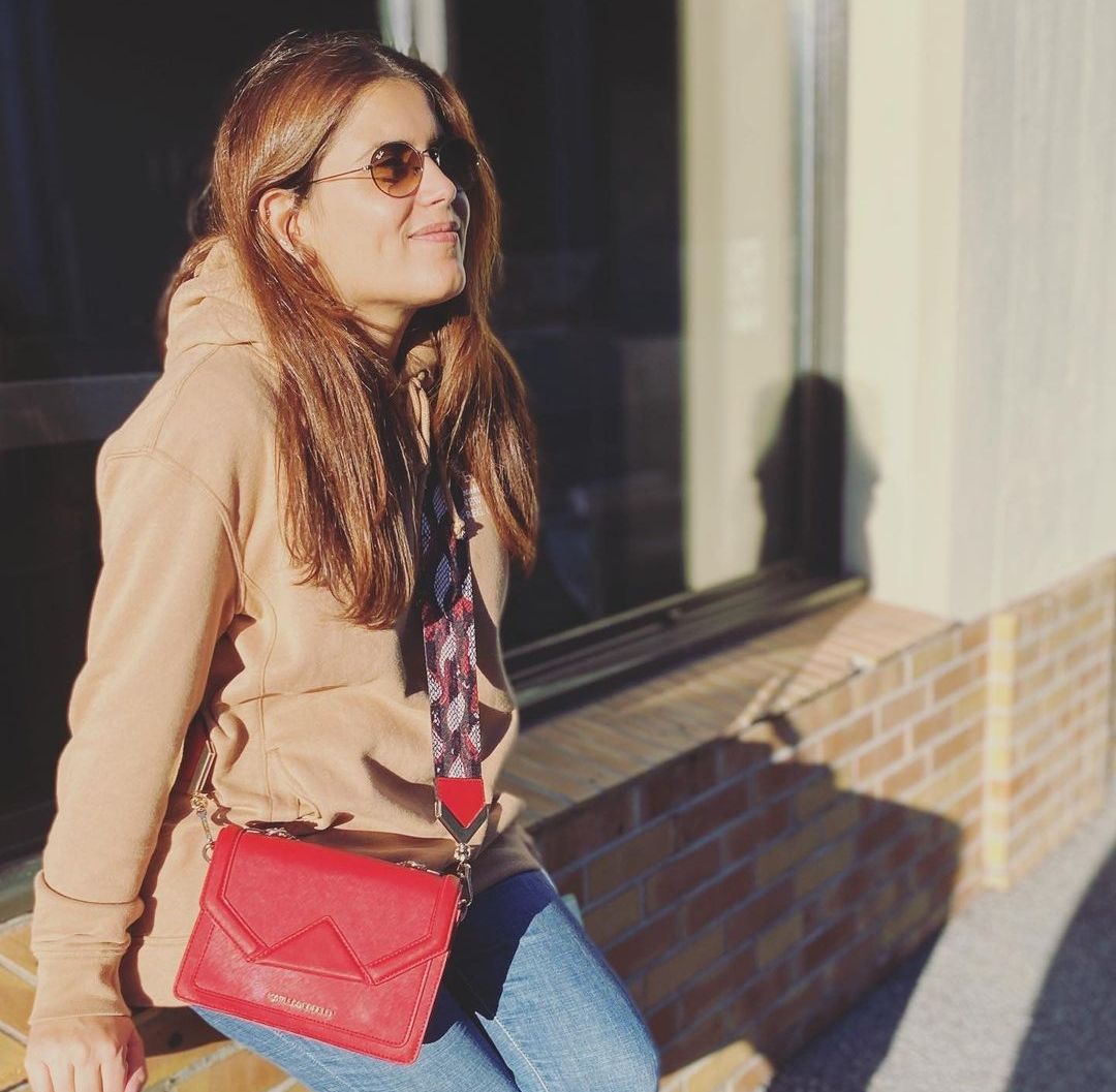 最新款卫衣减龄上档次,入春好物推荐清新减龄的小卫衣