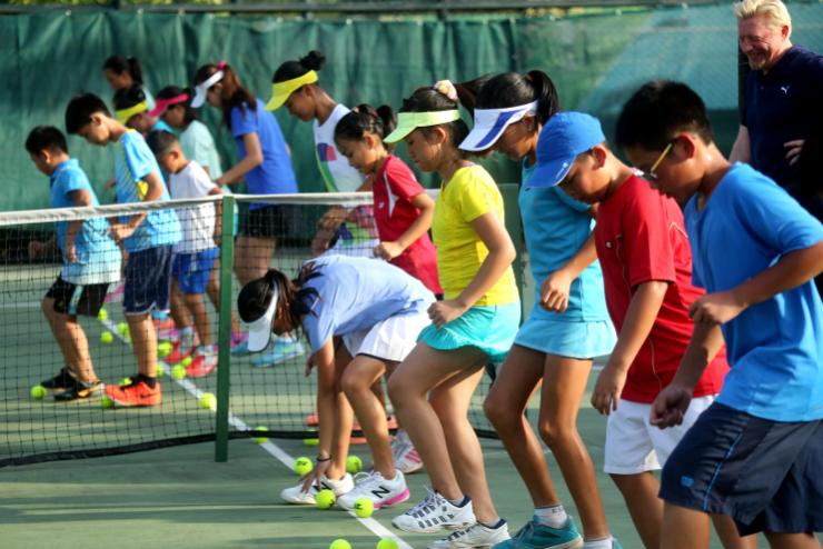 体育界捐款最多的姑娘李娜,李娜向家乡捐款300万视频