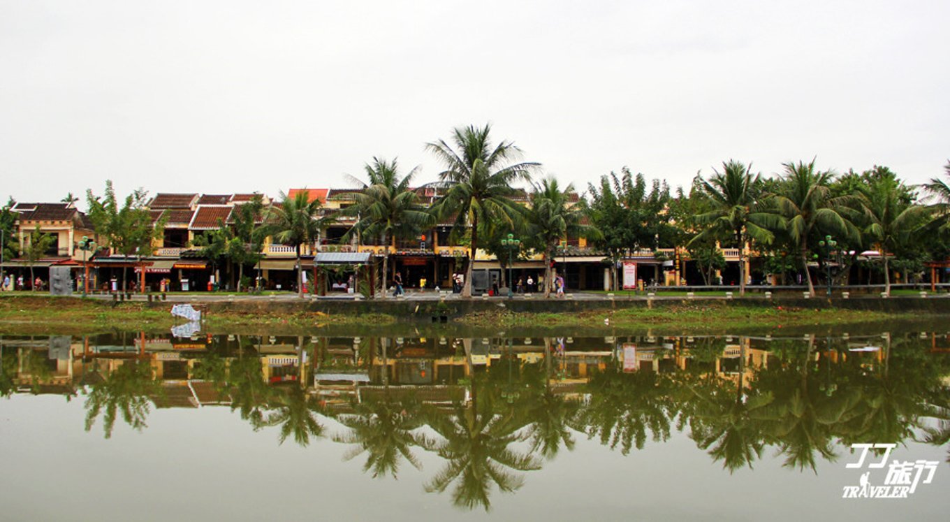 波澜不惊可以形容水面吗,描述海上邮轮的感觉