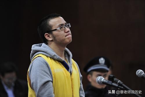 15年冒死连救7人的汶川小英雄,08年汶川地震8岁小英雄现状