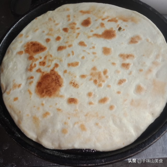 家常大饼怎么烙能酥,两个方法教你烙最柔软的大饼