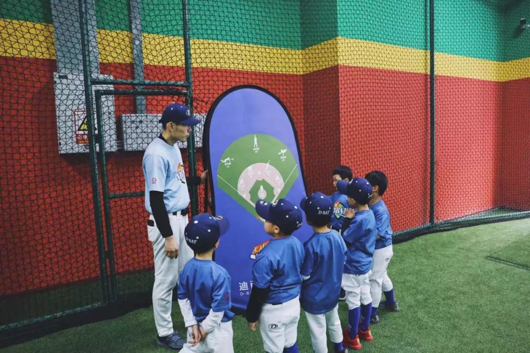 酷炫!圈粉成都娃的这些“贵族运动”到底“贵”在哪?