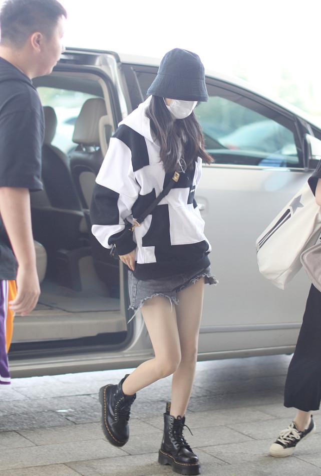 赵丽颖私服穿搭很高级,赵丽颖穿搭同款衣服