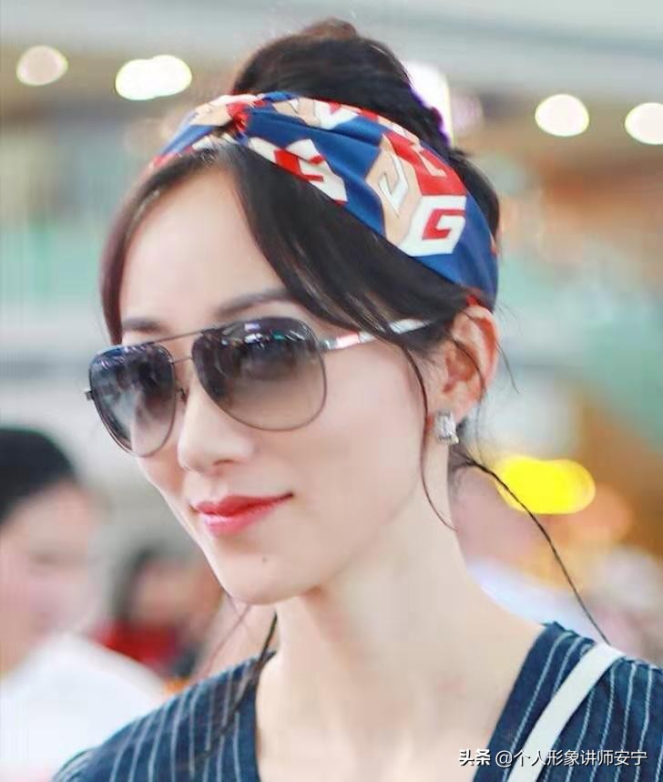 谢娜小卷发型,头发少塌自己怎么做发型