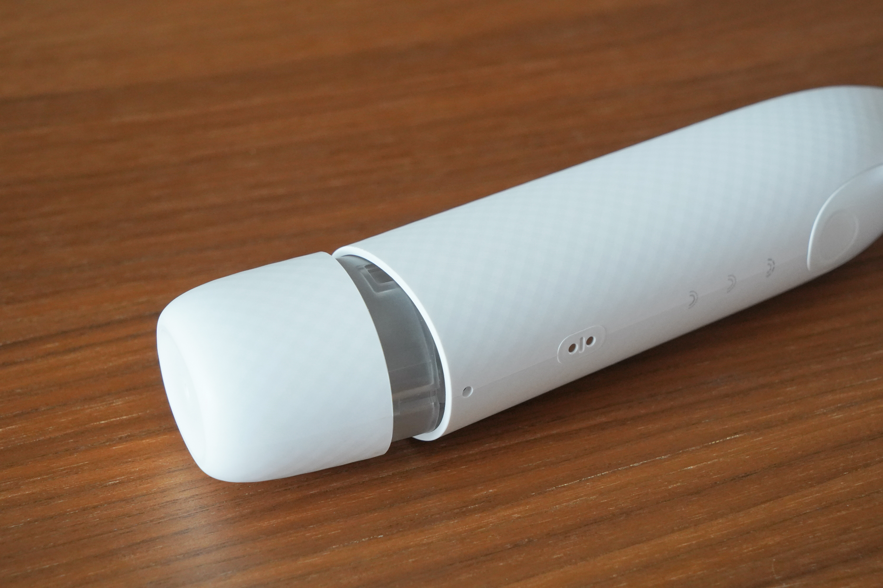 有电动牙刷还要手动刷吗,有了电动牙刷还需要水牙线吗