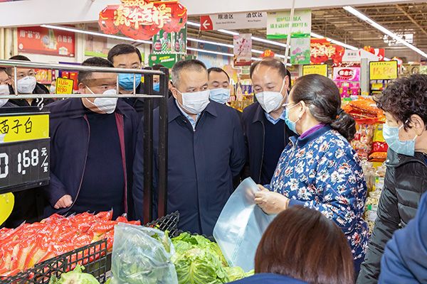 督导检查市场疫情防控,翼城县代县长刘锋检查疫情防控