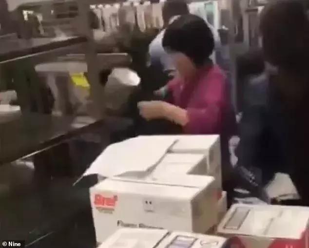 华裔人在澳洲被骂,华人在澳洲被辱骂