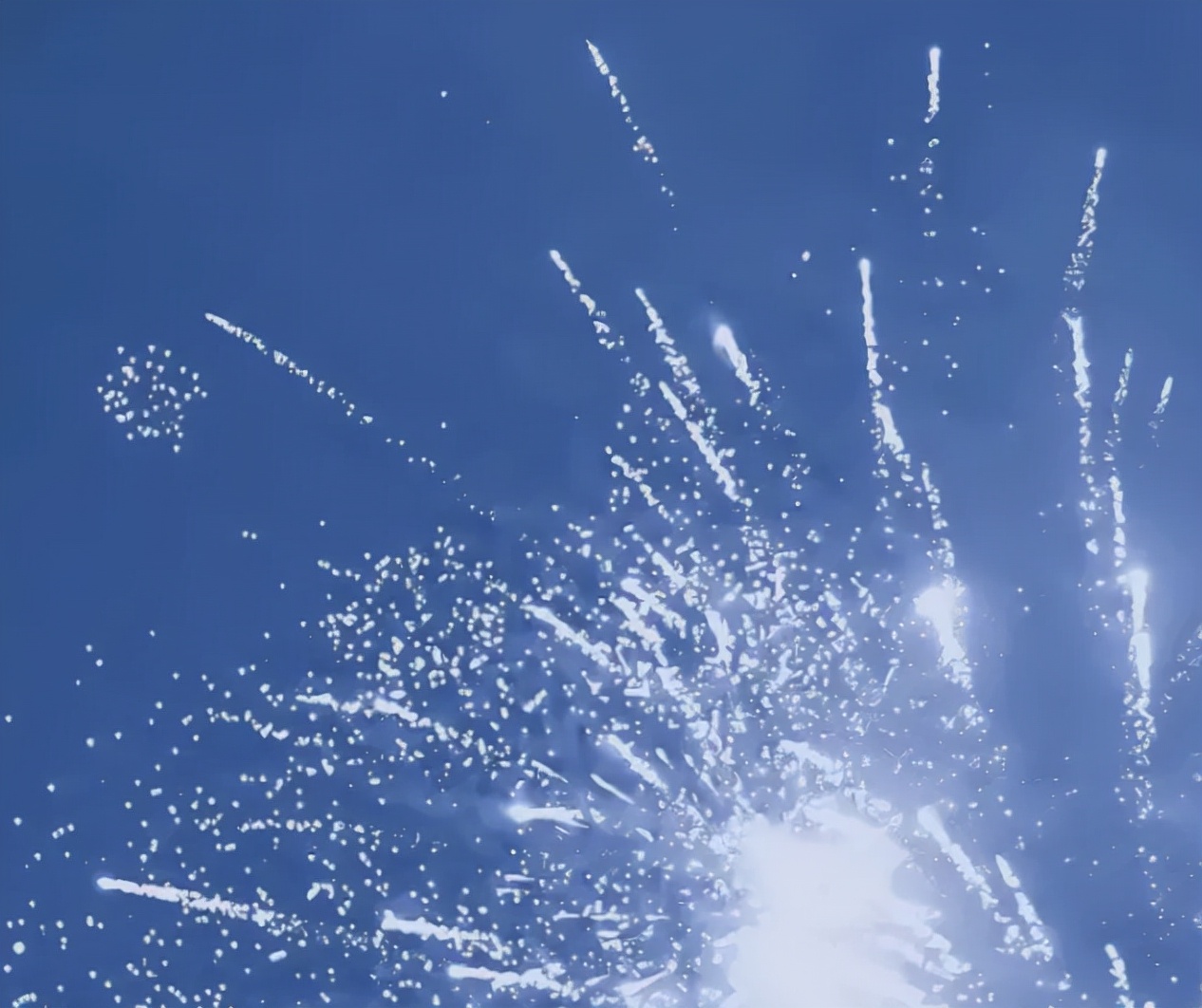 有哪些文艺而不烂俗的句子,小众却惊艳文艺的文案句子