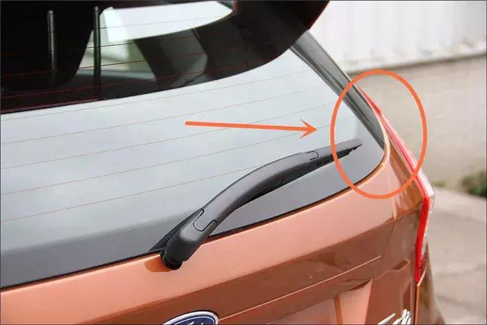 如何鉴别车辆追尾事故,怎样鉴别是否被人故意追尾