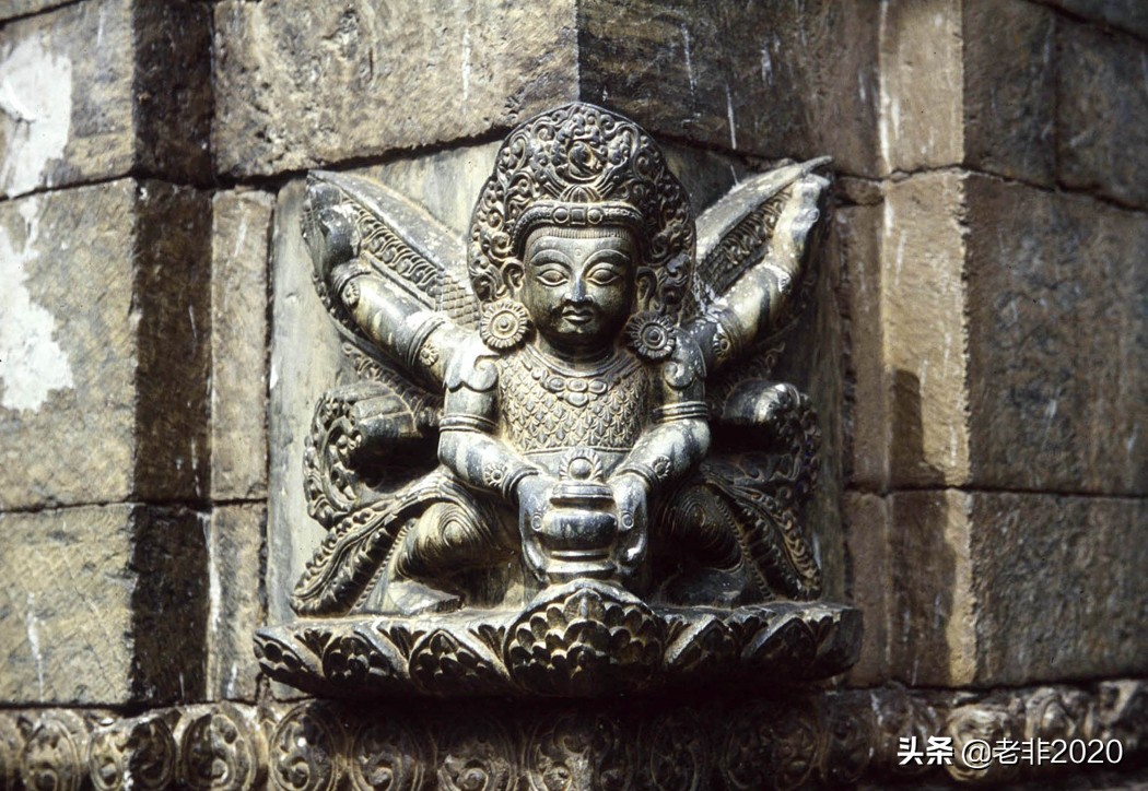 尼泊尔一件纱丽多少钱,15天之旅