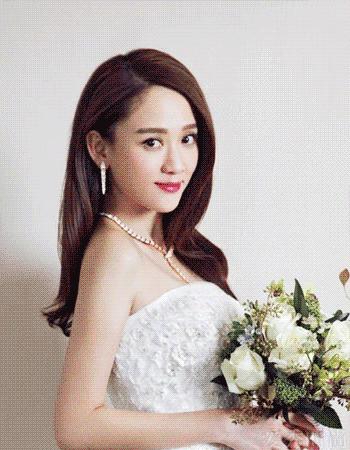 今天过来按脚,恰巧碰见了前女友,我该怎么化解尴尬呢?哈哈哈