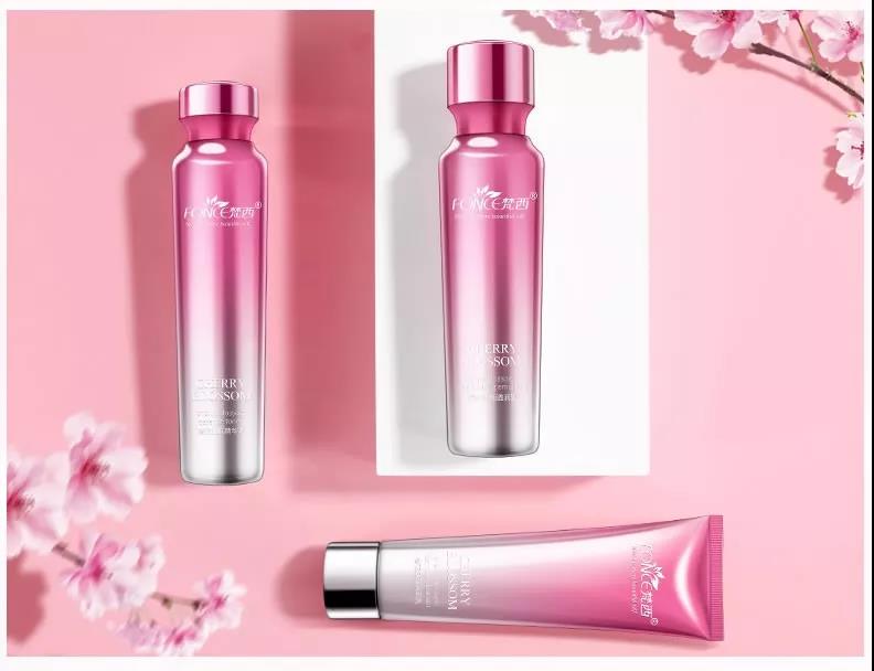 脸上长痘有黑眼圈什么原因导致的,下巴长痘熬夜是什么原因