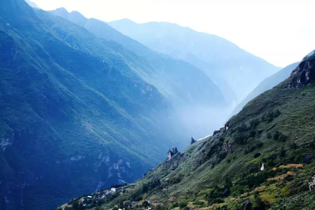 最具气势的经典古诗词,100首经典古诗词名句惊艳千年之美