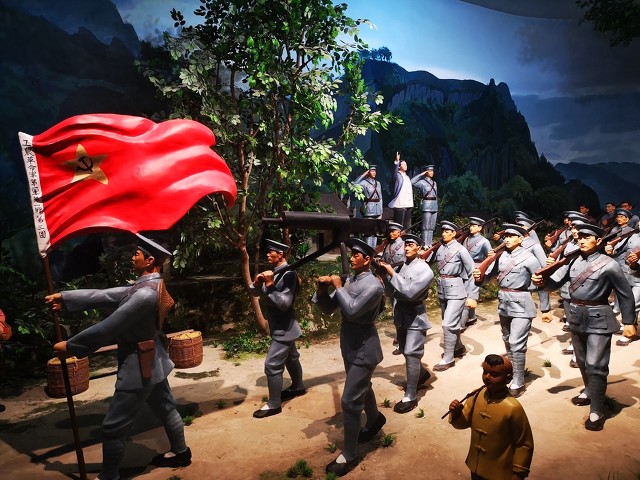 毛*东泽**与三湾整编的故事，建军思想奠基人和践行者