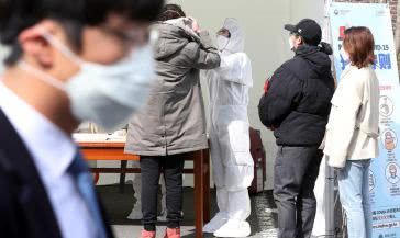 确诊人数暴增1万,韩国新冠确诊人数最新消息