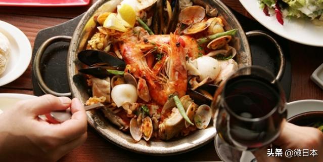 在日本的夜晚,在日本的晚餐