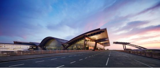 卡塔尔航空777经济舱体验,卡塔尔航空qsuite商务舱是哪个飞机