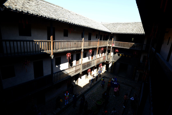 全南石为土围屋介绍,客家土围楼图片