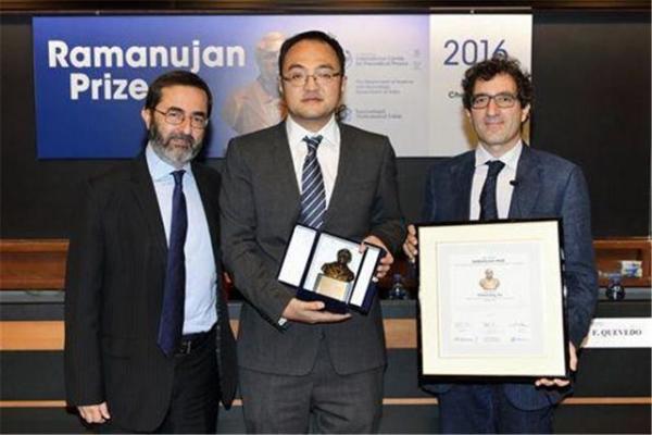 北大天才许晨阳归国,中国最出色的青年数学家许晨阳