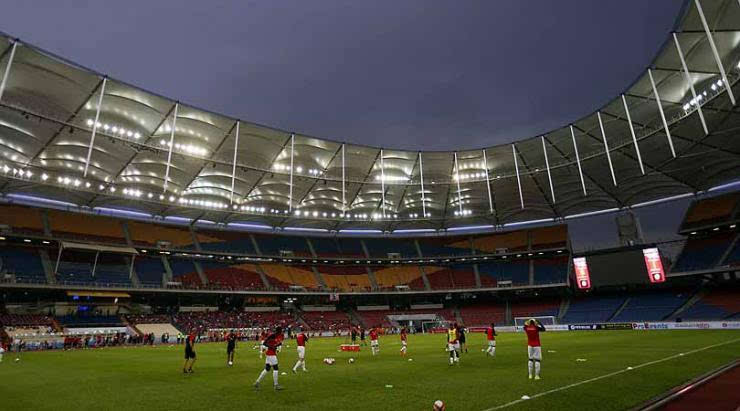 诺坎普足球场有多震撼,诺坎普足球集锦