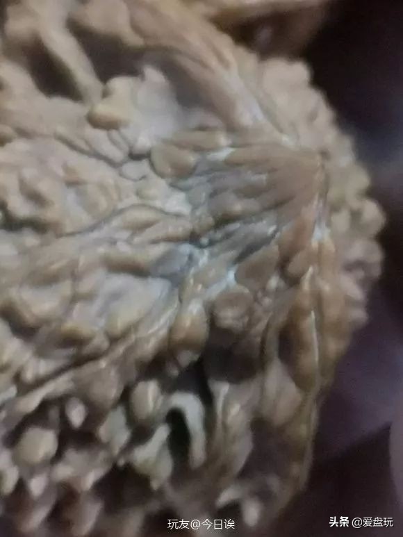 84消毒液洗核桃方法,被84泡过的核桃还能盘红吗