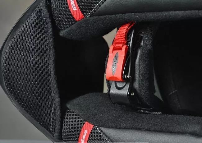 真香预警——NexxXT1跑盔详评