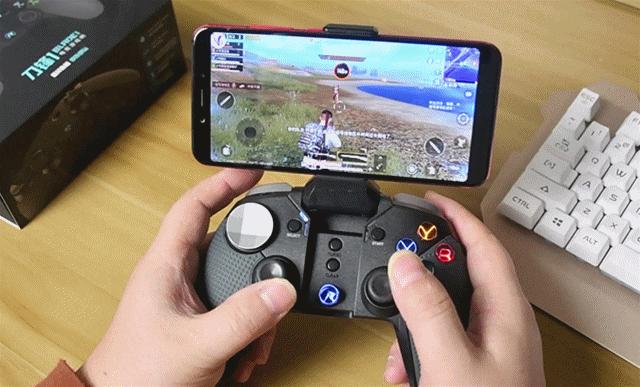 微软和索尼的游戏手柄哪个好用,目前最值得入手的游戏手柄