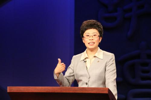 易中天评于丹的论语视频,于丹易中天论语